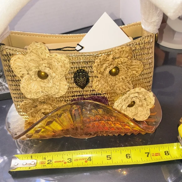 Kurt Geiger London Mini Flower Bond Shoulder Bag - Picture 3 of 11